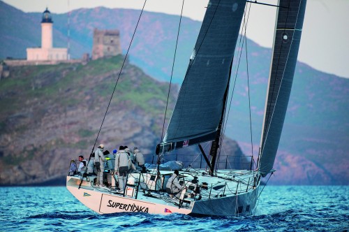 V62 SuperNikka, Vismara Marine, Mills Design.