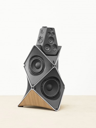 BeoLab 90, design di Frackenpohl Poulheim per Bang & Olufsen.