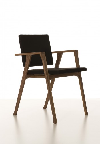 Poltroncina Luisa, design di Franco Albini per Cassina.