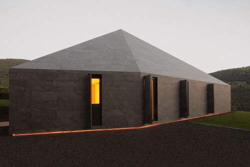 Villa Montebar, Medeglia. Progetto di Jacopo Mascheroni.
