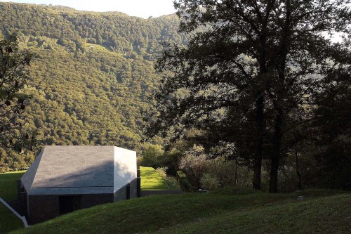 Villa Montebar, Medeglia. Progetto di Jacopo Mascheroni.