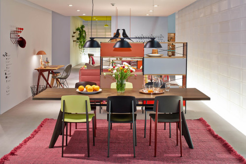 Standard Chair, Vitra.