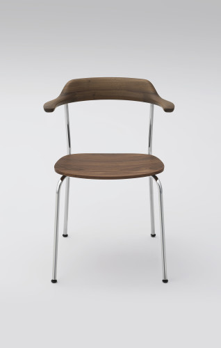 Hiroshima Armchair di Naoto Fukasawa per Maruni.