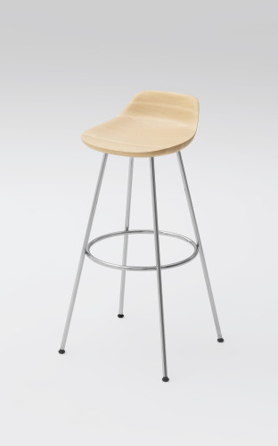 Hiroshima Stool di Naoto Fukasawa per Maruni.