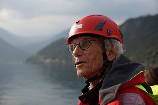 Christo during the construction of the project, Lake Iseo, February 2016.