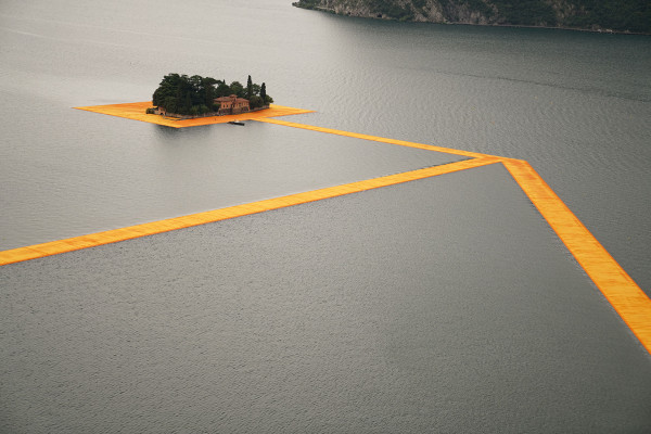Christo, The Floating Piers, 2016.