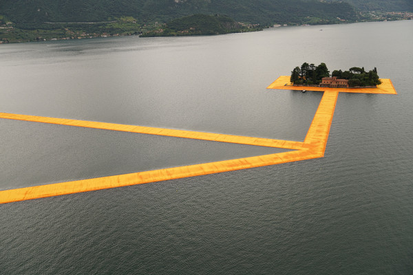 Christo, The Floating Piers, 2016.