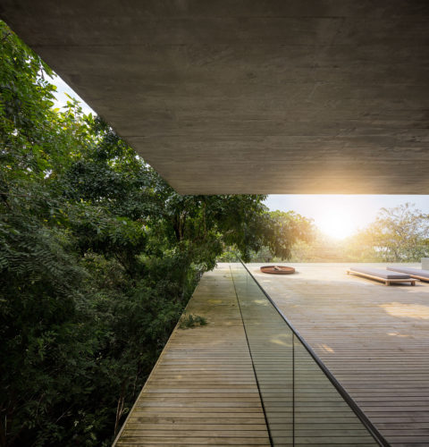Casa na Mata, Guarujá. Studio mk27.
