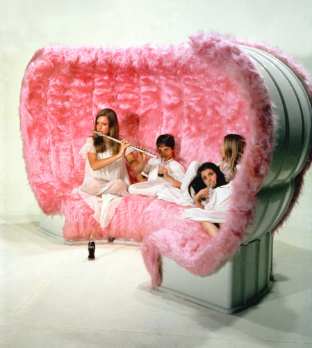Superstudio, Bazaar, prodotto da Giovannetti, 1969, divano componibile. Foto: C. Toraldo di Francia.