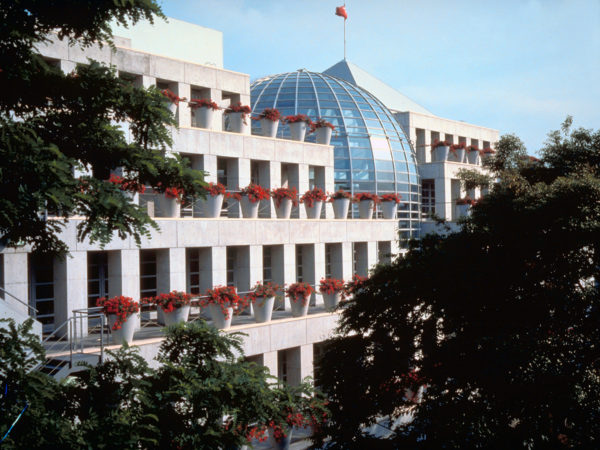 Tokyo Design Center, Tokyo, 1988-1992. Archivio Mario Bellini.