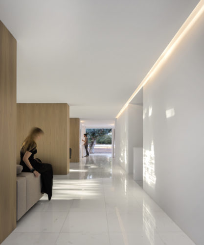 Casa entre la pinada, Paterna. Fran Silvestre Arquitectos.