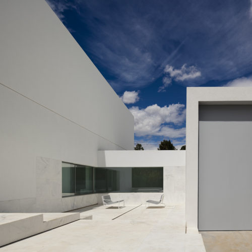 Casa entre la pinada, Paterna. Fran Silvestre Arquitectos.