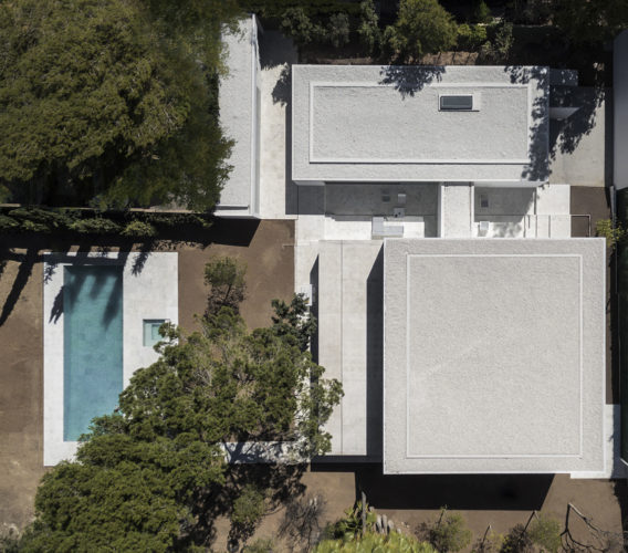 Casa entre la pinada, Paterna. Fran Silvestre Arquitectos.