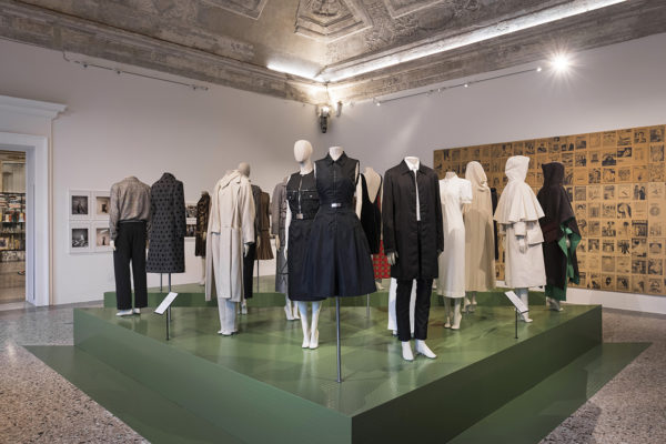 Italiana. L'Italia vista dalla moda 1971-2001, Palazzo Reale, Milano, 2018.