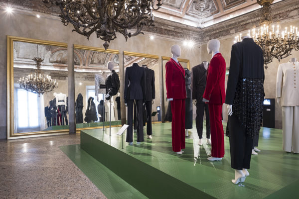 Italiana. L'Italia vista dalla moda 1971-2001, Palazzo Reale, Milano, 2018.