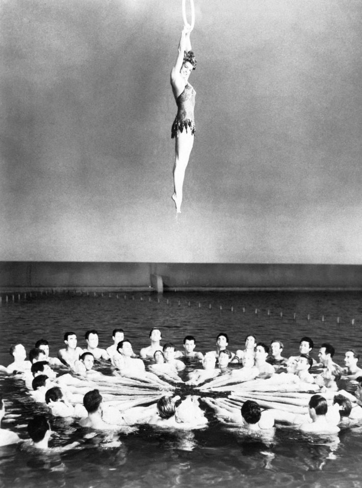 Esther Williams in una scena del film La ninfa degli antipodi (Million Dollar Mermaid, 1952), diretto da Mervyn LeRoy. © Getty Images.