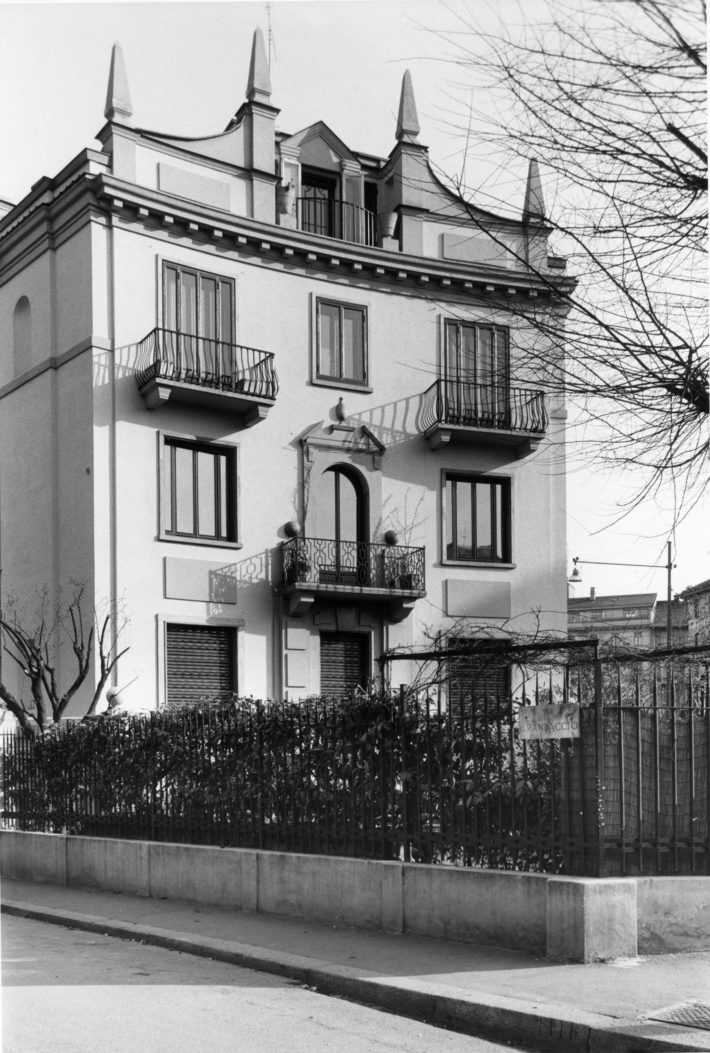 House at Via Randaccio 9, Milan, 1924-26, designed by Gio Ponti and Emilio Lancia. © Gio Ponti Archives, Milan.