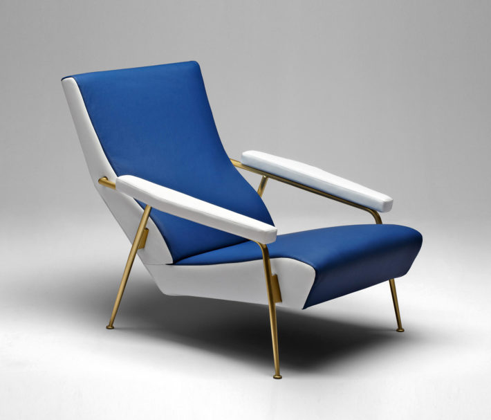 D.153.1 armchair, structure in satin-finished brass, conceived by Gio Ponti in 1953 for his home on Via Dezza, in Milan, and brought out again by Molteni&C in 2012. © Molteni Museum.