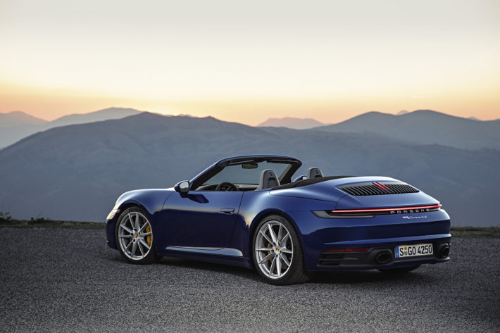 Nuova Porsche 911