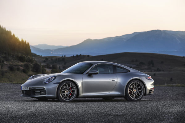 Nuova Porsche 911
