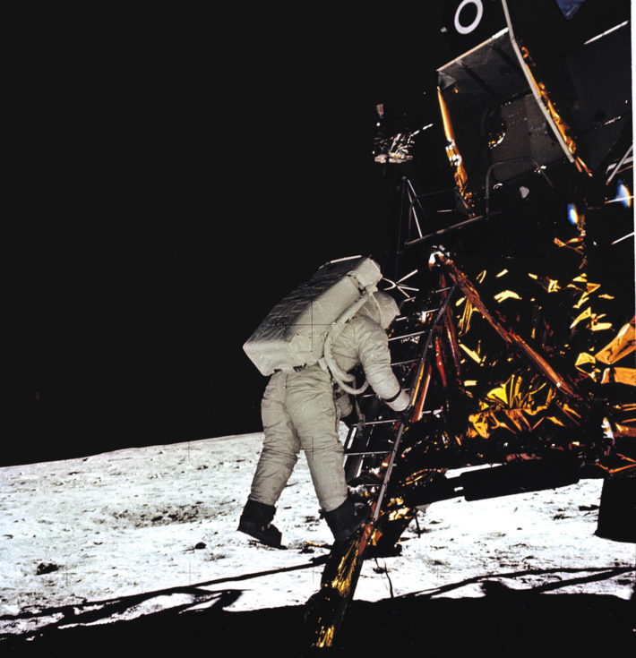The Eagle lunar module landing on the moon, July 20, 1969. Photo: © NASA.